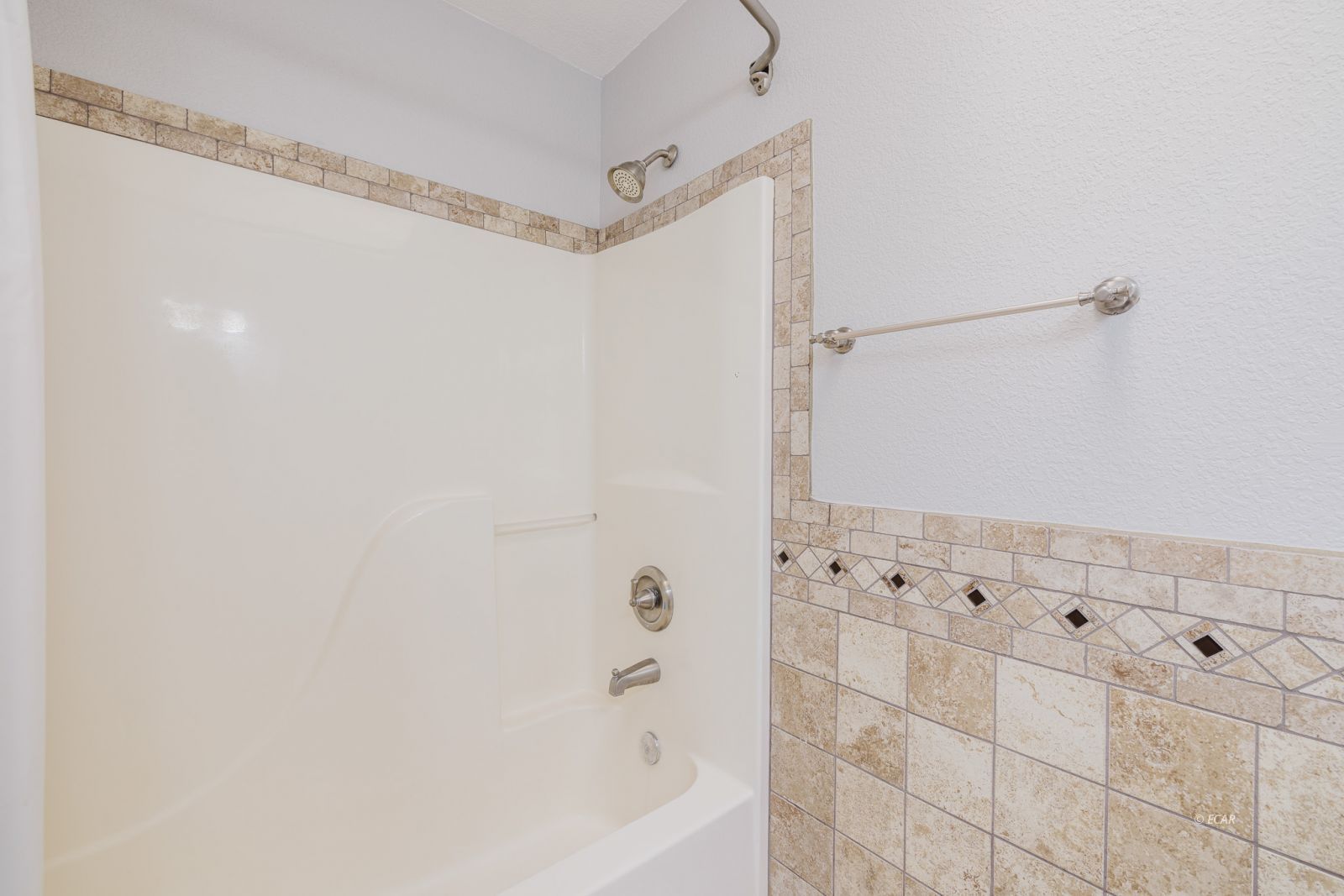 221 Lyndhurst Lane Property Photo 24