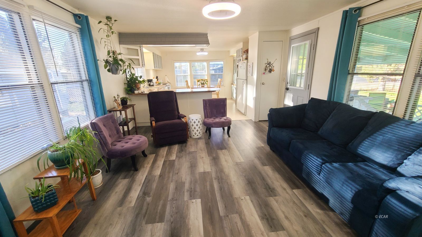 1121 Cedar Street Property Photo 4