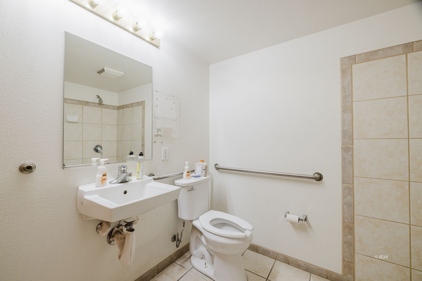 1070 Silver Street Property Photo 25