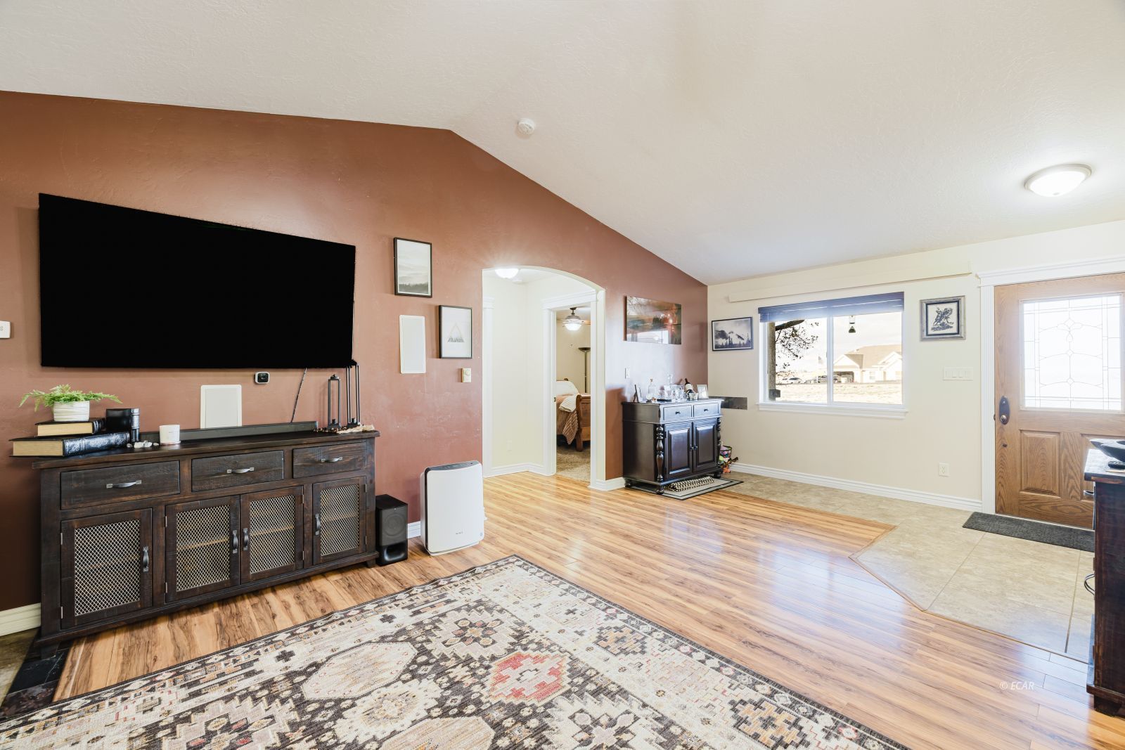 632 Palace Parkway Property Photo 9