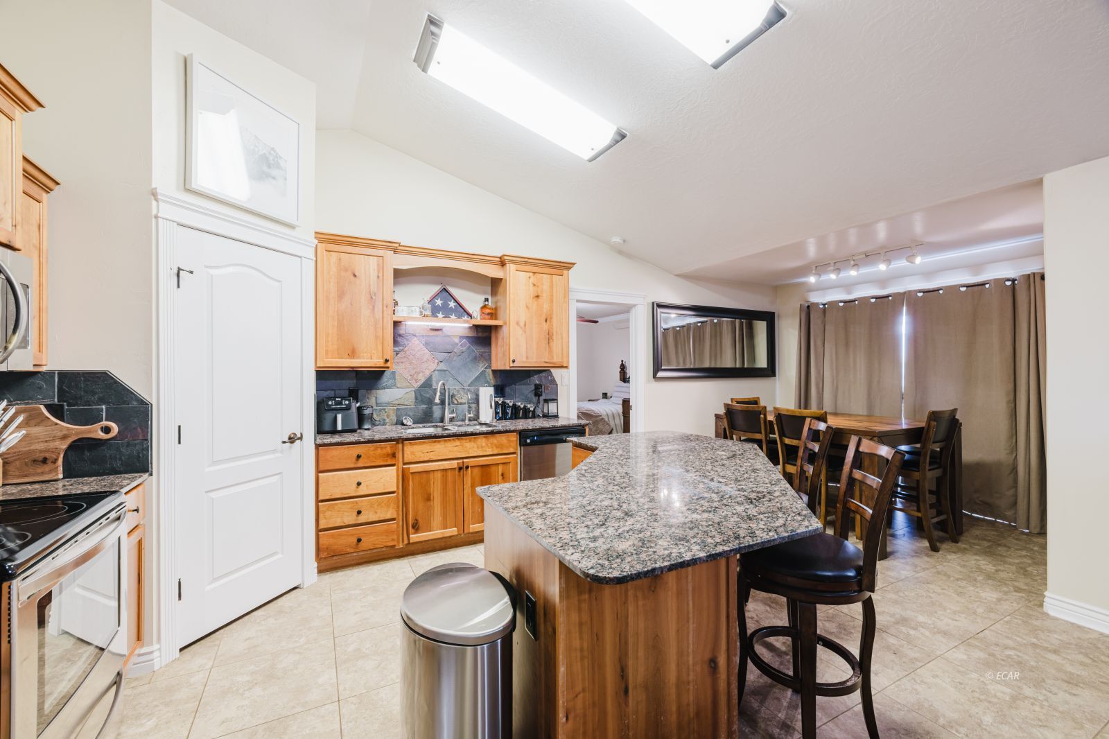 632 Palace Parkway Property Photo 20