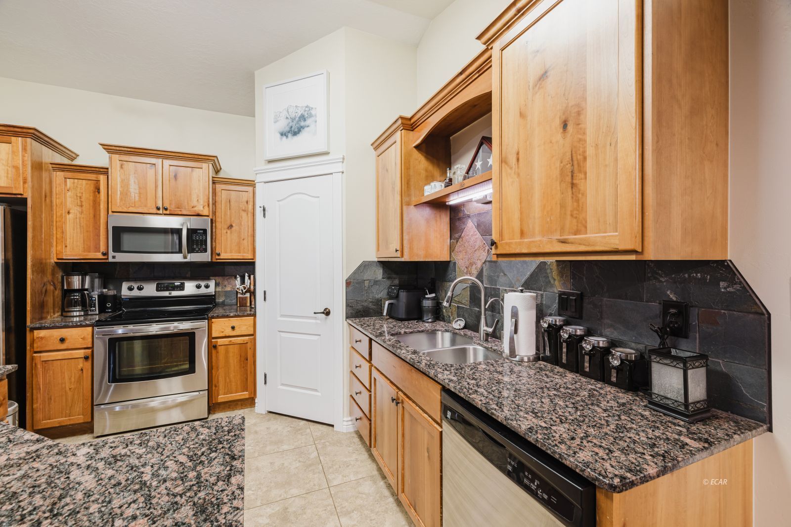 632 Palace Parkway Property Photo 23