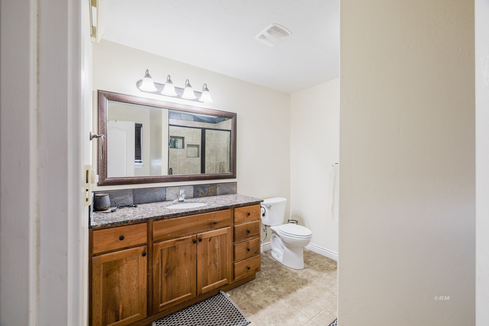 632 Palace Parkway Property Photo 31