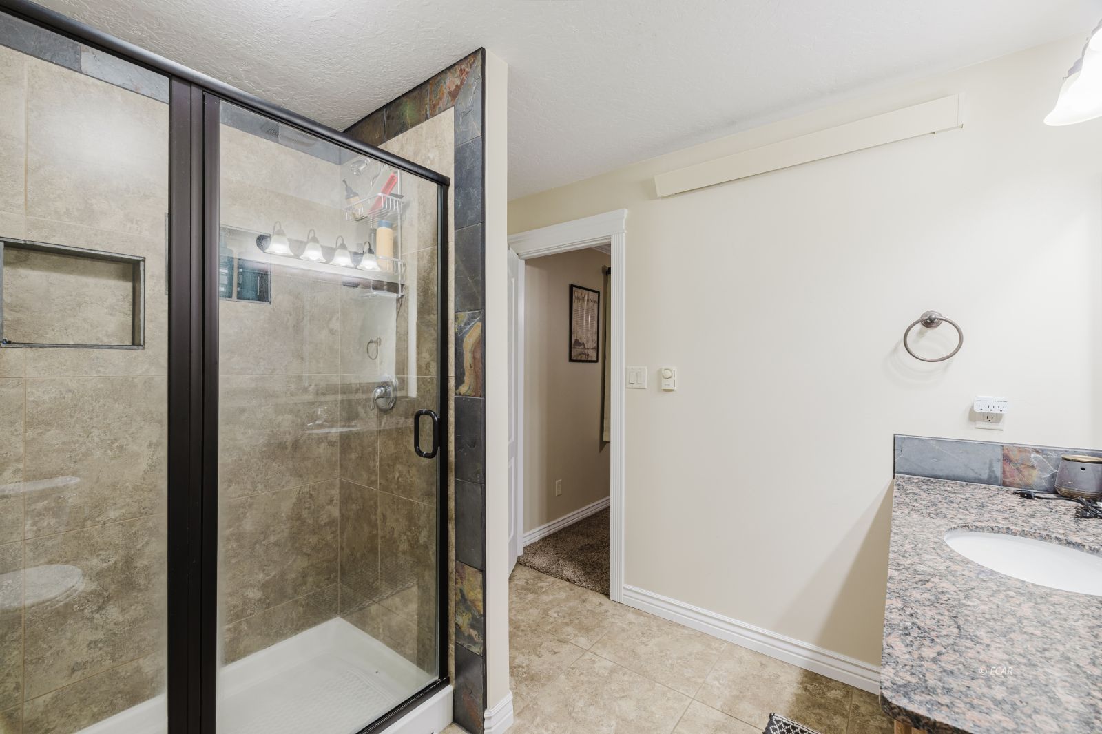 632 Palace Parkway Property Photo 34