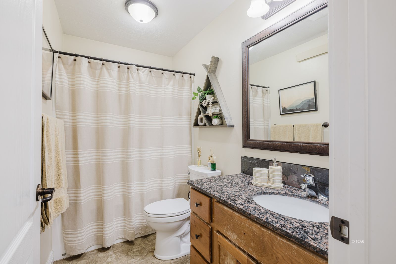 632 Palace Parkway Property Photo 39