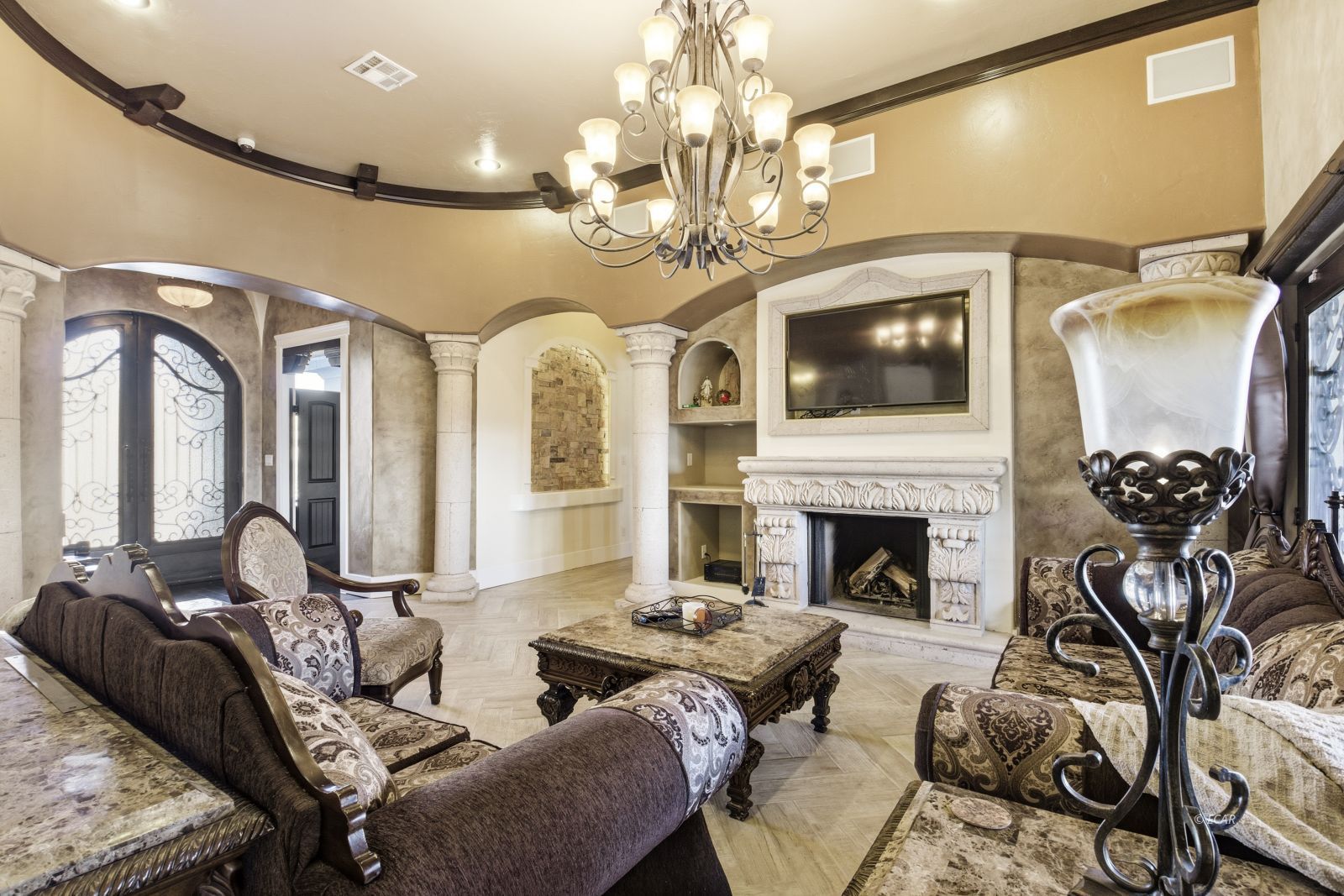 2464 Puccinelli Parkway Property Photo 5