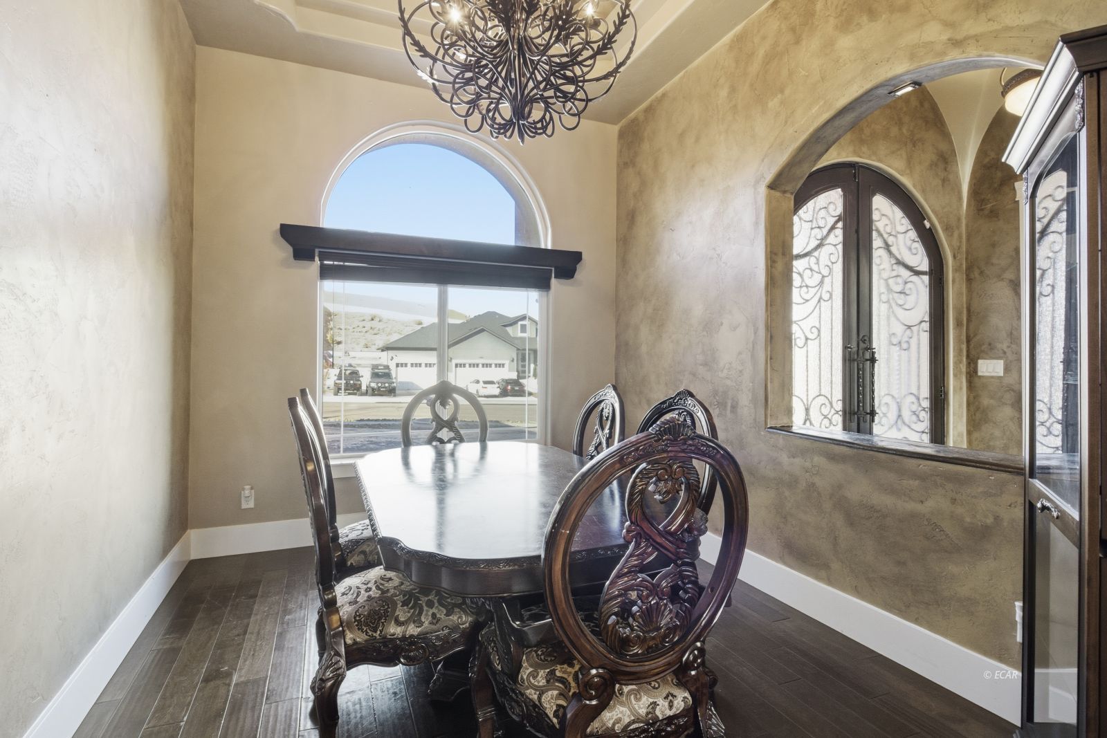 2464 Puccinelli Parkway Property Photo 6