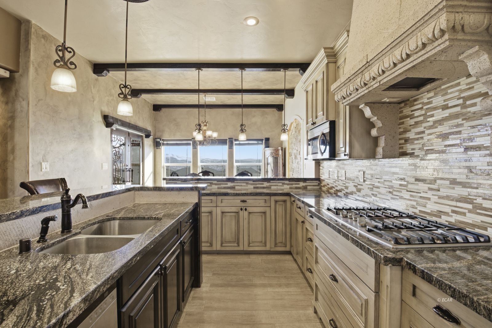 2464 Puccinelli Parkway Property Photo 9