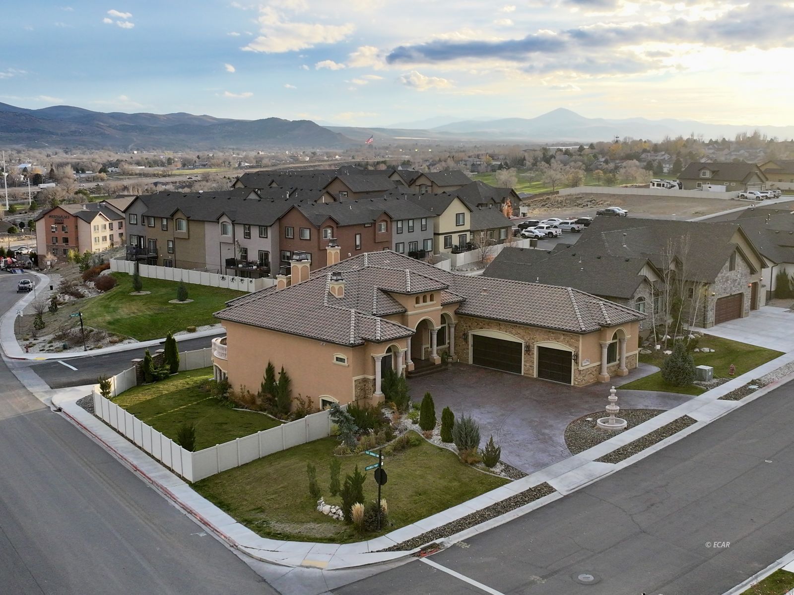 2464 Puccinelli Parkway Property Photo 43