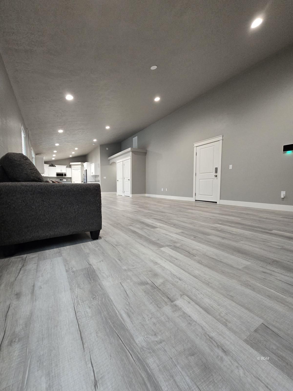 376 Four Mile Trail Property Photo 5