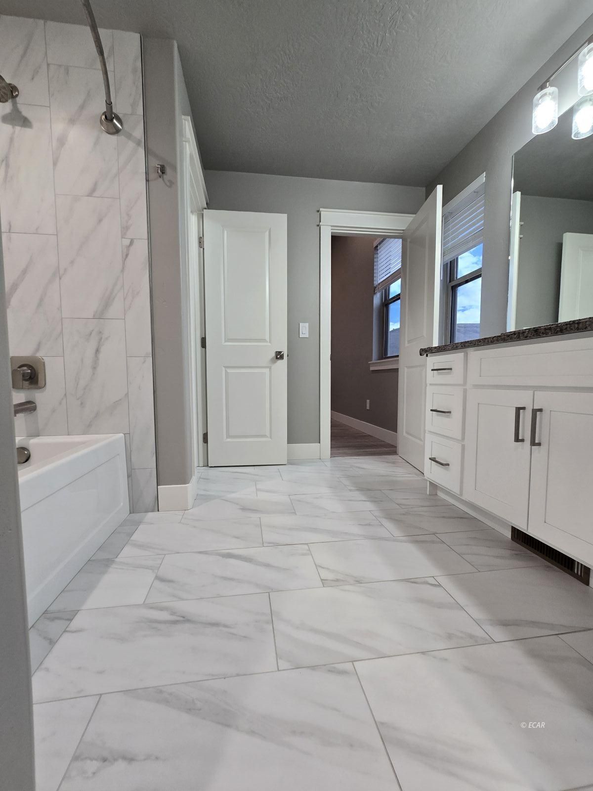 376 Four Mile Trail Property Photo 18