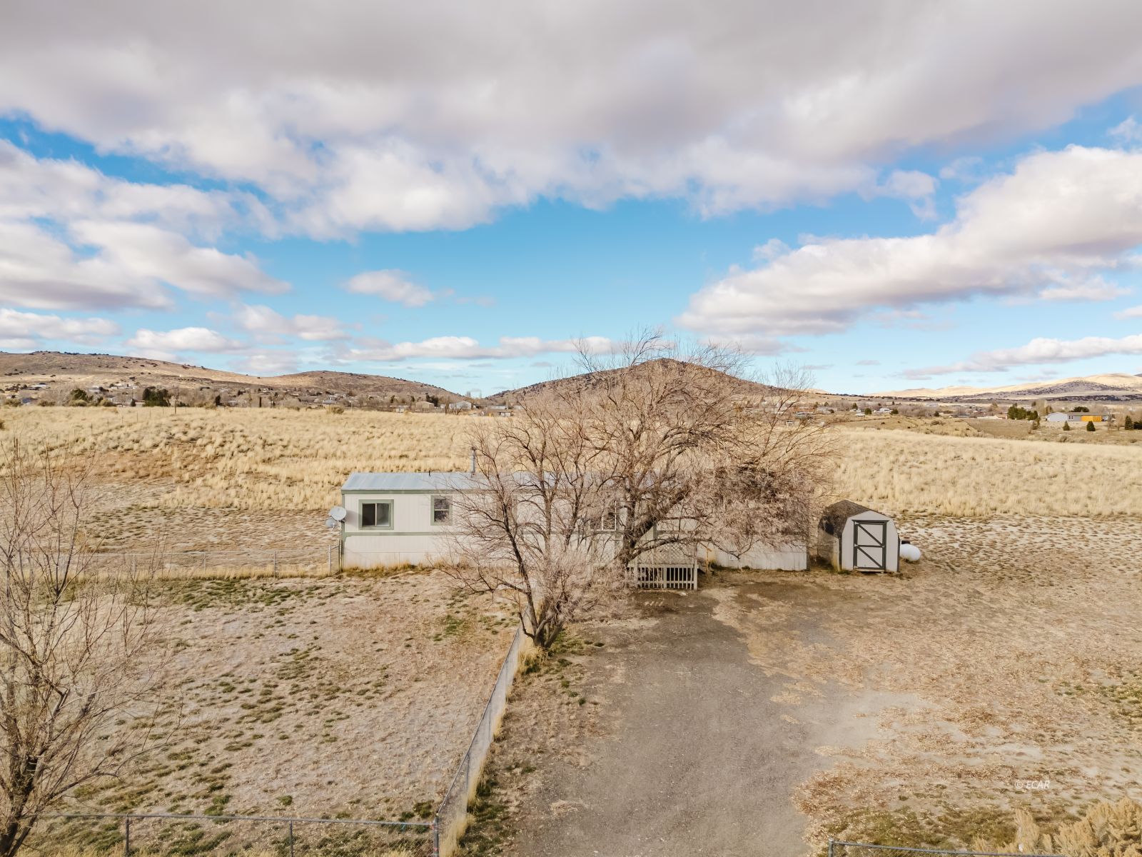 305 Kimble Drive Property Photo 2