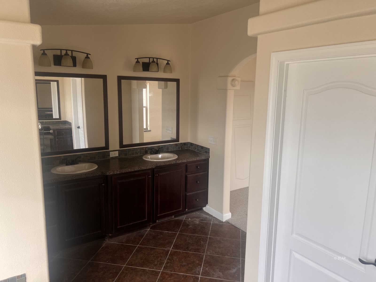 9200 Zaring Avenue Property Photo 6