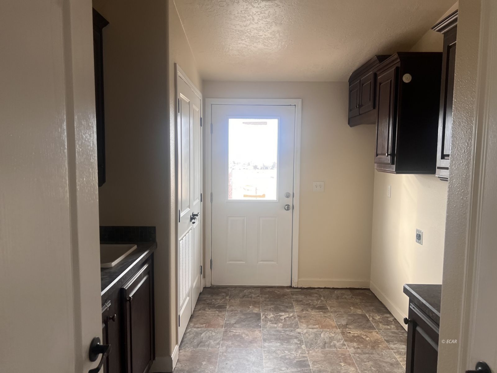 9200 Zaring Avenue Property Photo 12