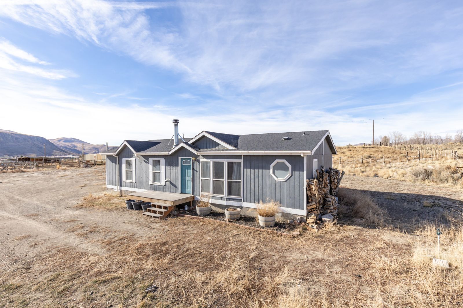 6160 Hayes Avenue Property Photo 3