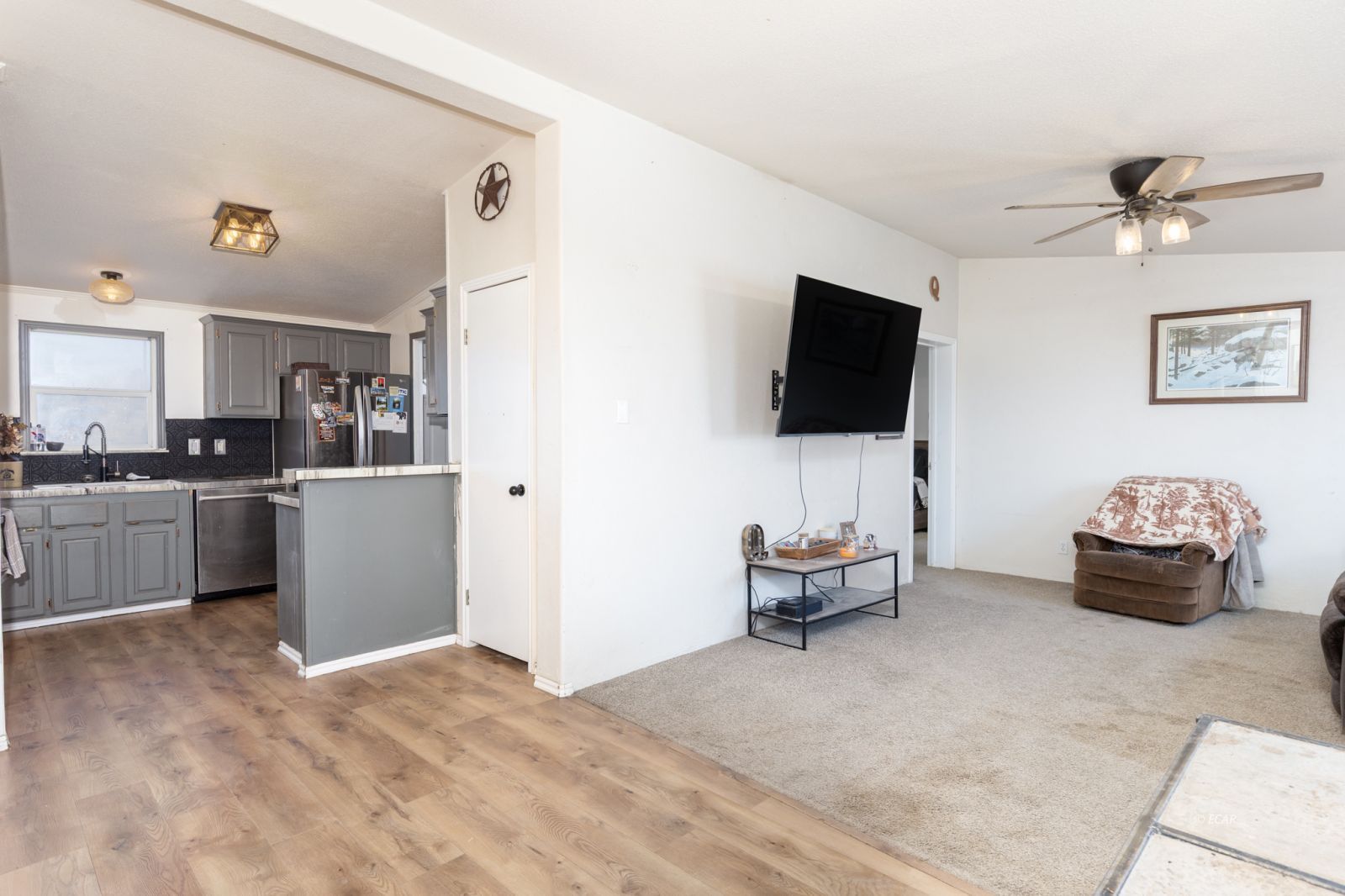 6160 Hayes Avenue Property Photo 9