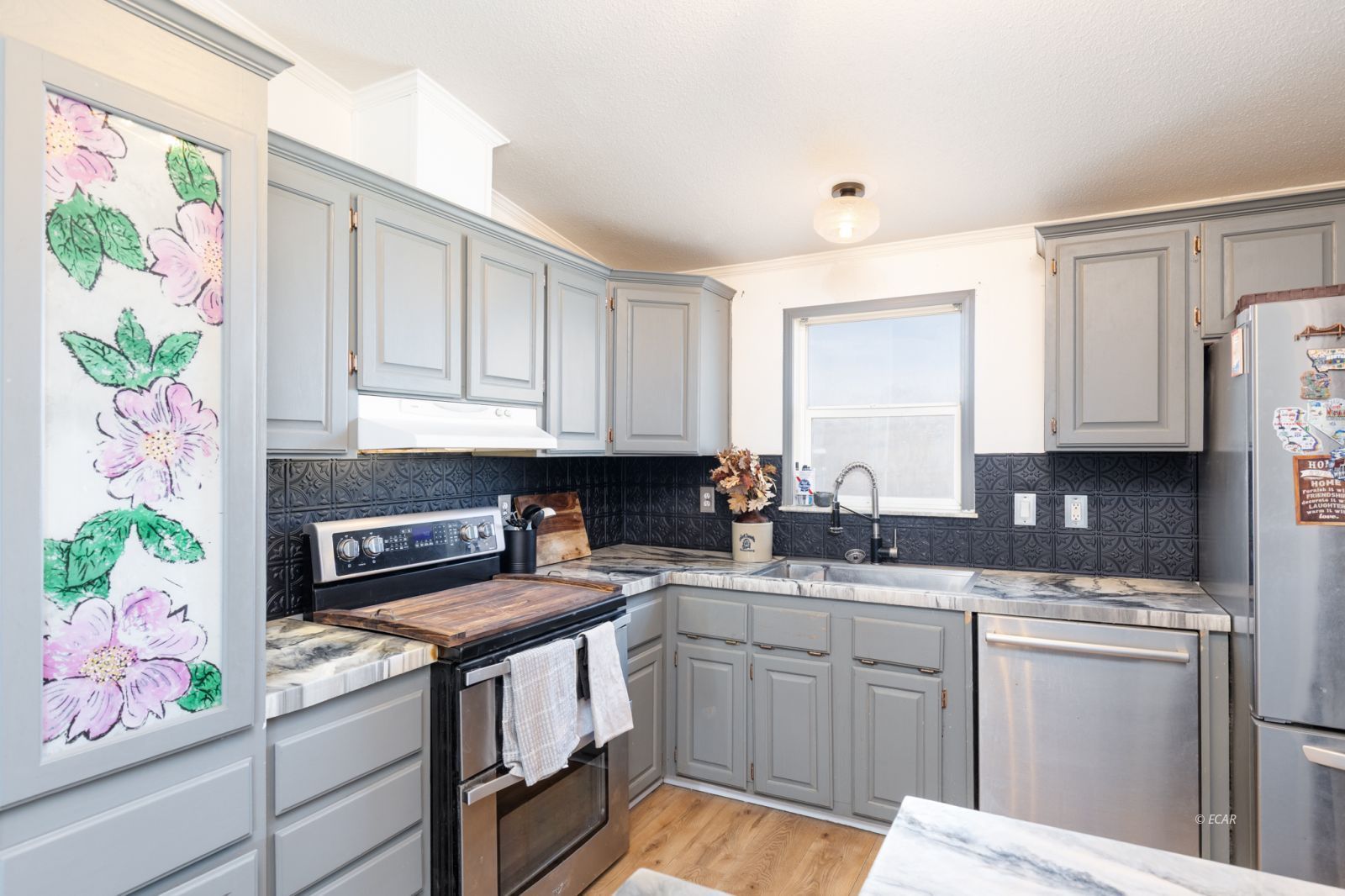 6160 Hayes Avenue Property Photo 11