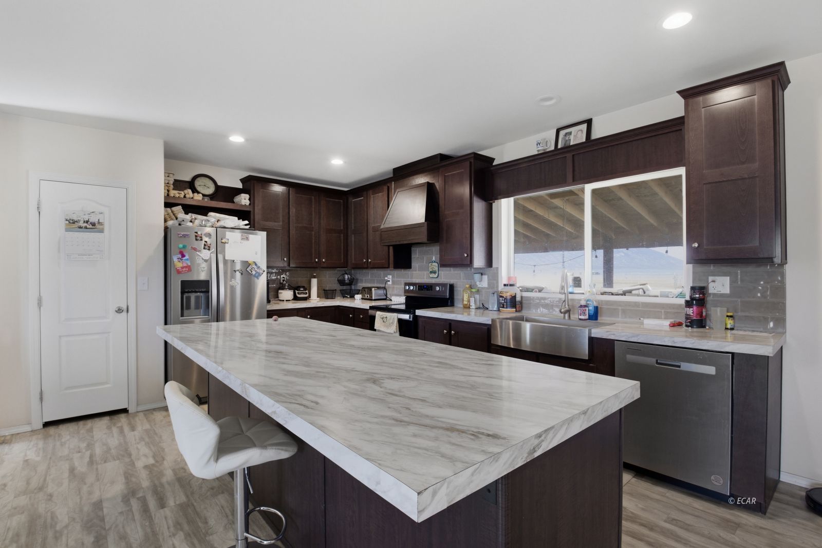 700 E 93rd North Street Property Photo 15