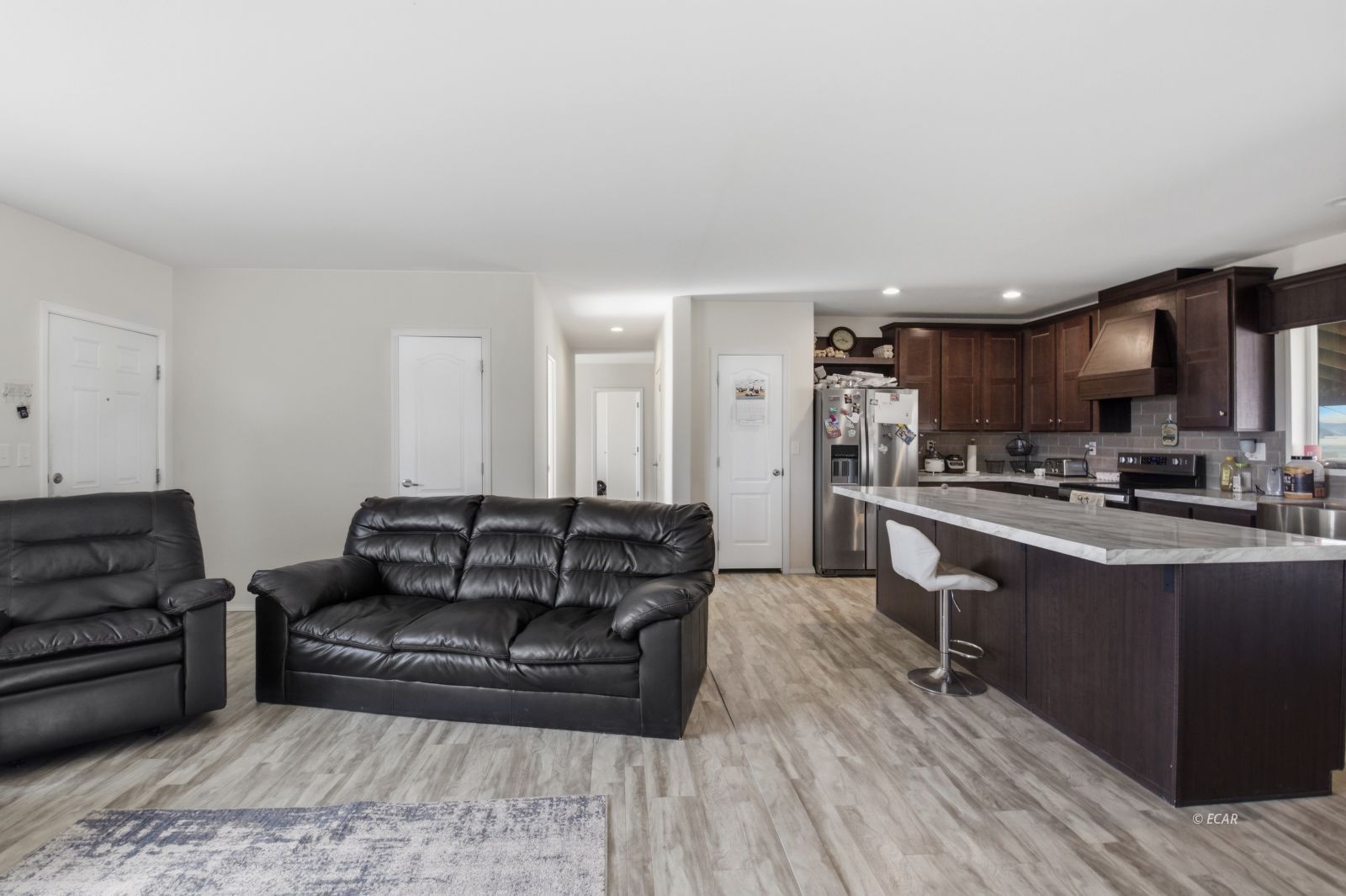 700 E 93rd North Street Property Photo 16