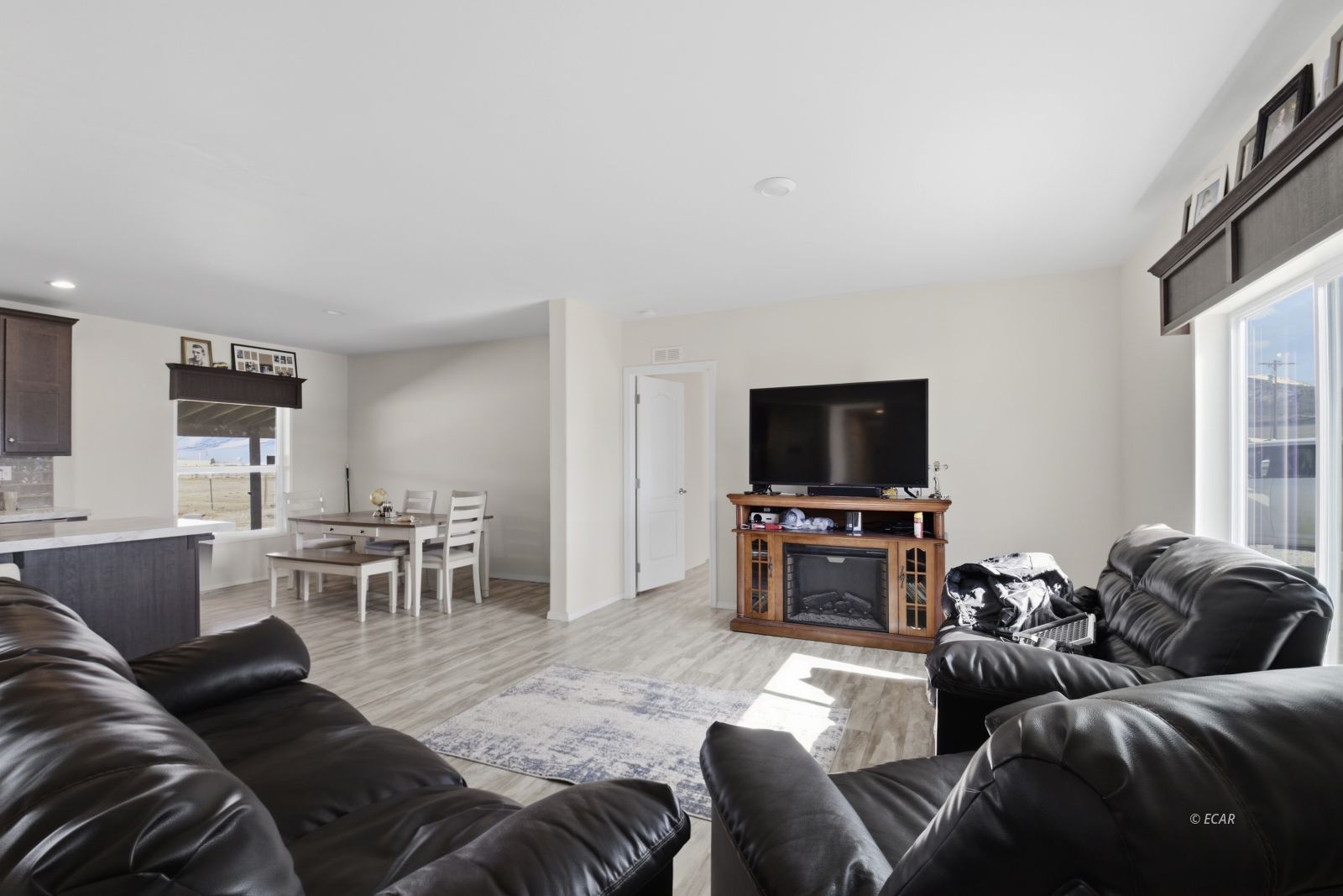 700 E 93rd North Street Property Photo 18