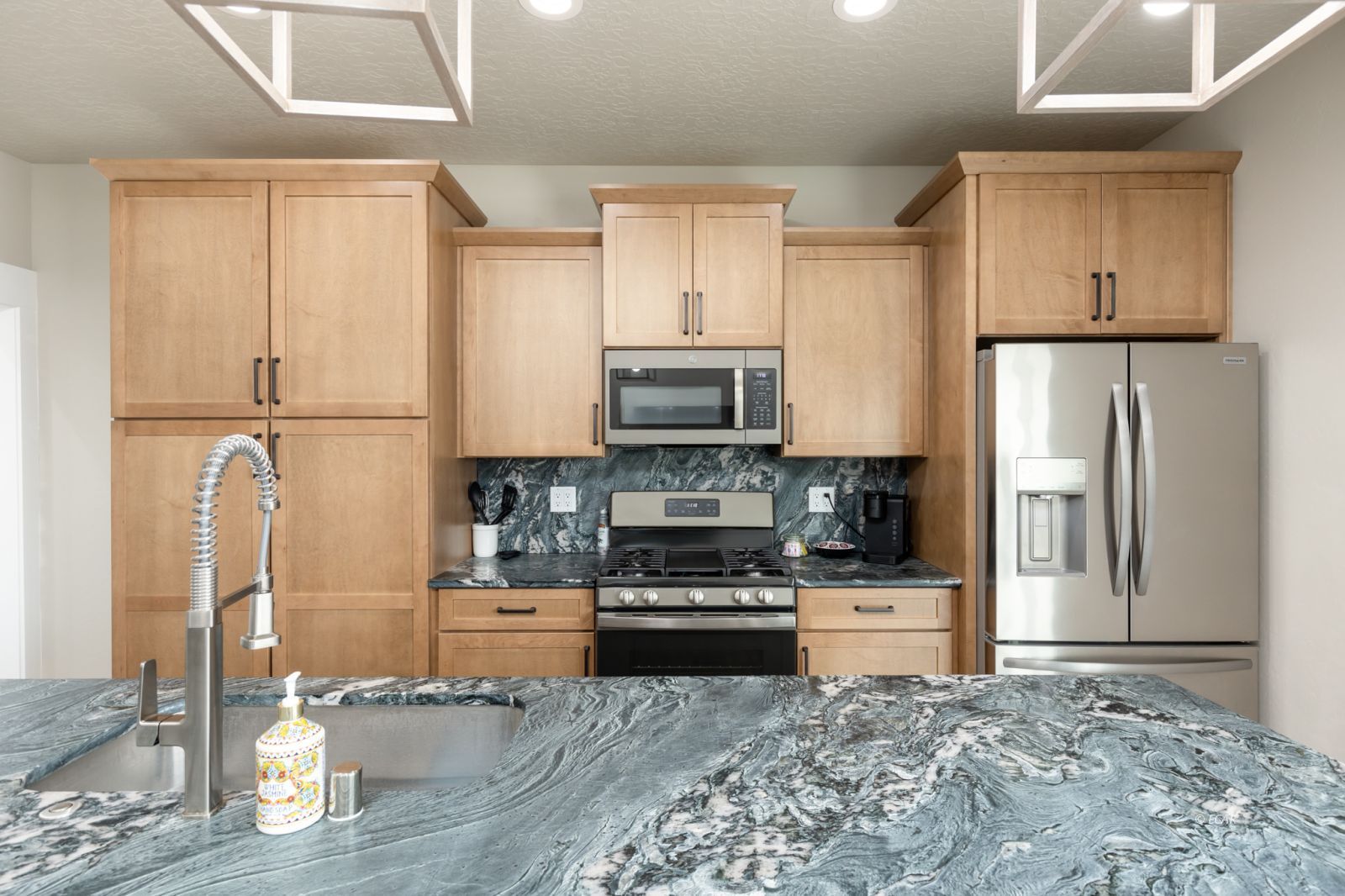 2612 Platinum Drive Property Photo 9