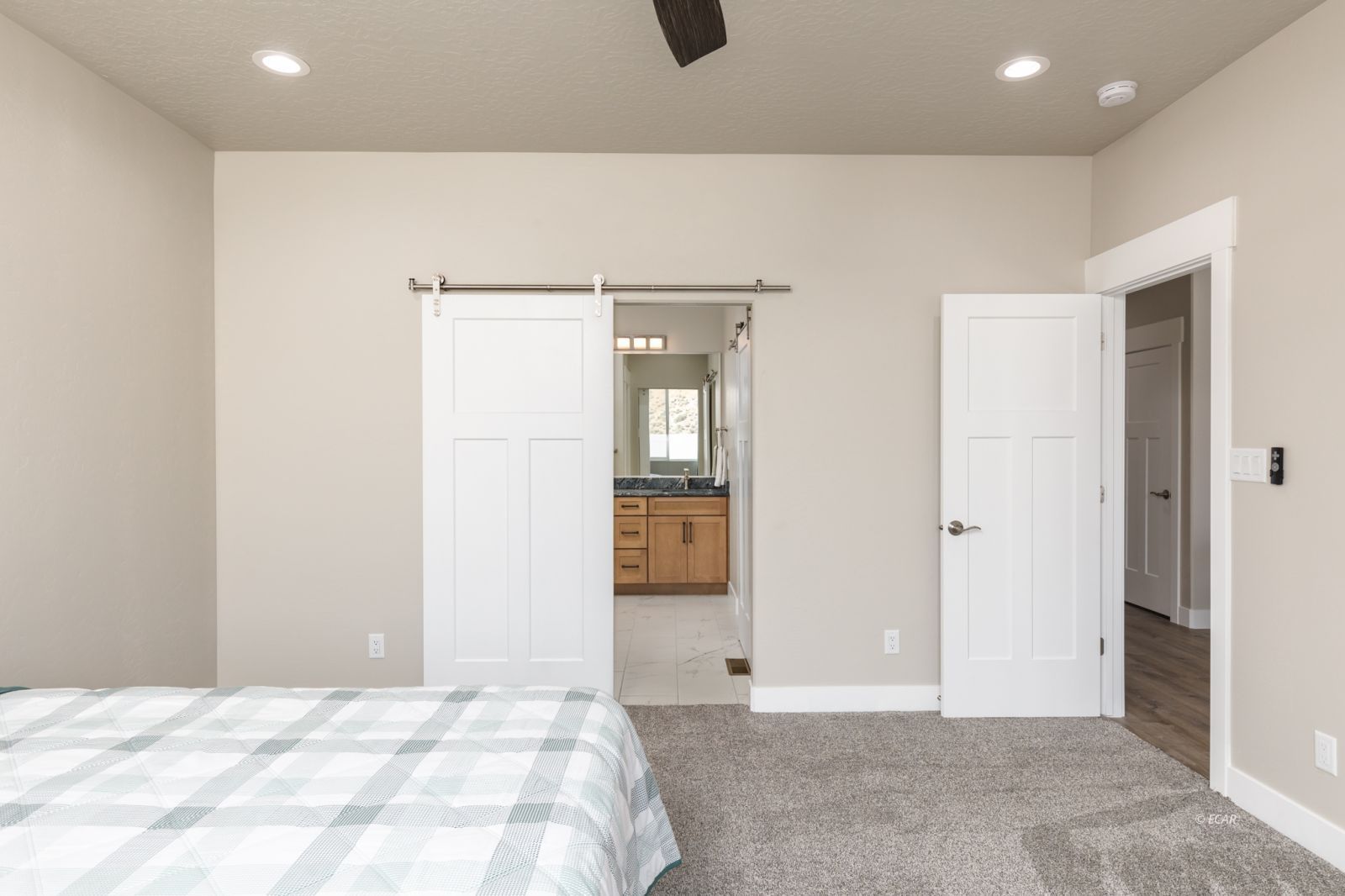 2612 Platinum Drive Property Photo 16