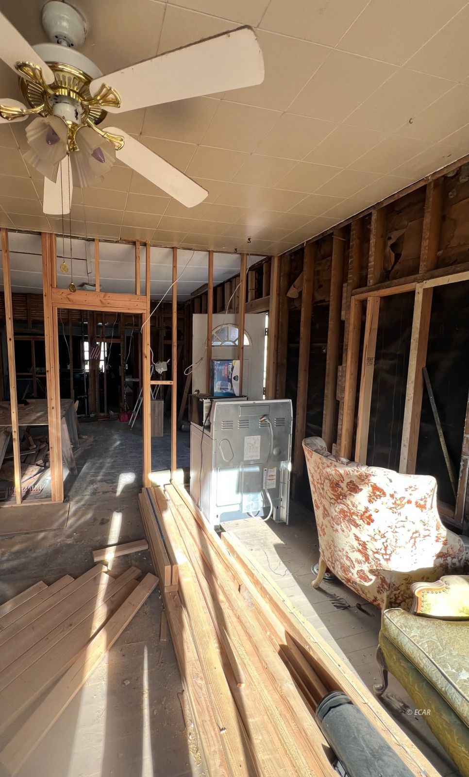 2 Ave E . Property Photo 8