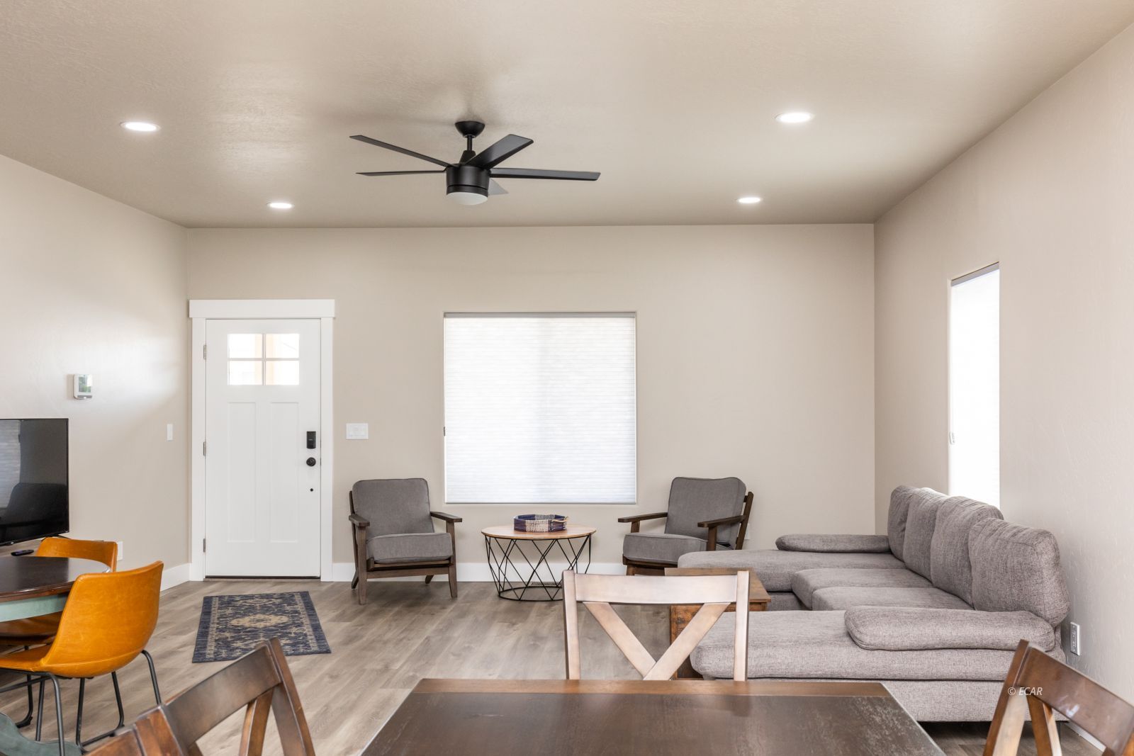 2607 Platinum Drive Property Photo 2