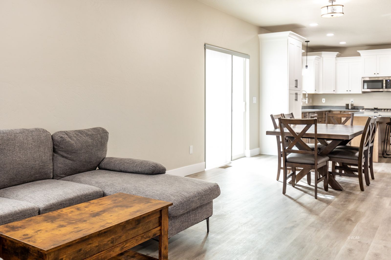 2607 Platinum Drive Property Photo 6