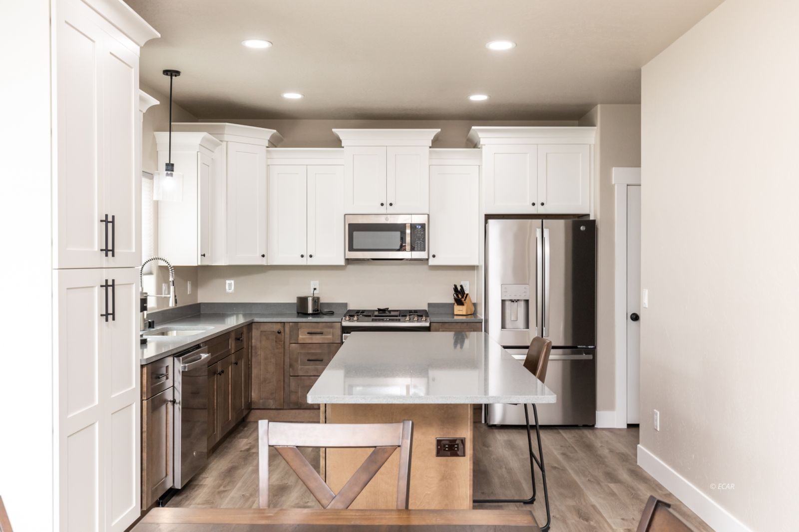 2607 Platinum Drive Property Photo 8