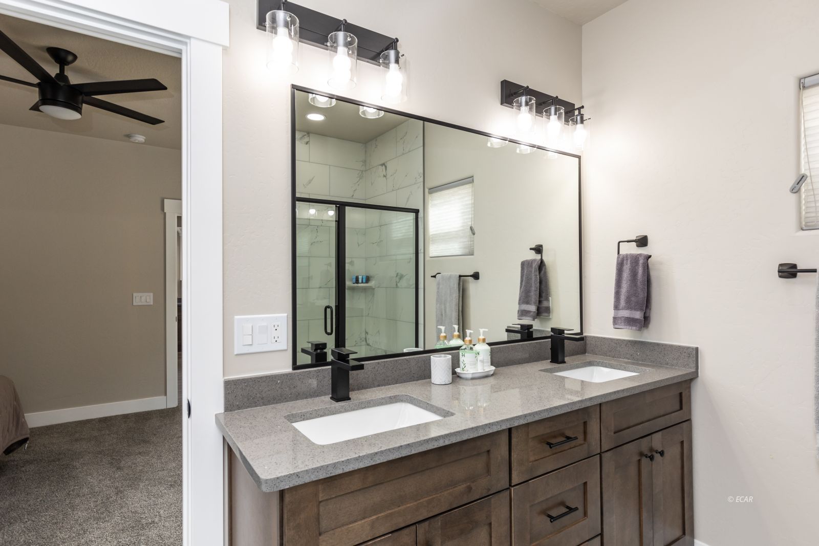 2607 Platinum Drive Property Photo 13