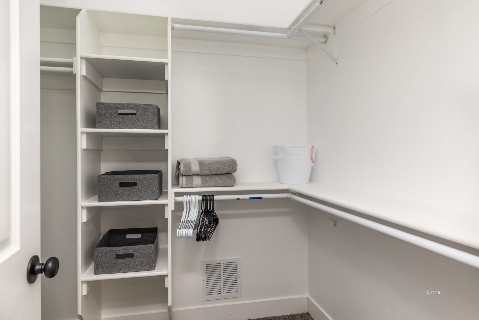 2607 Platinum Drive Property Photo 15