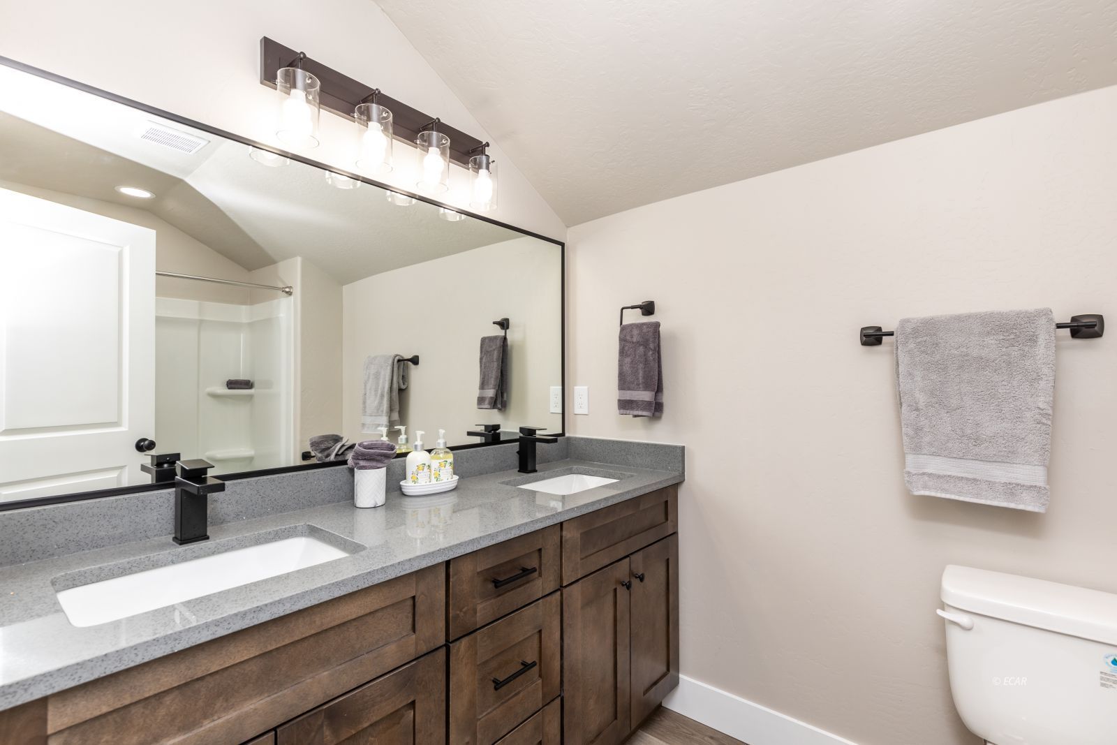 2607 Platinum Drive Property Photo 20