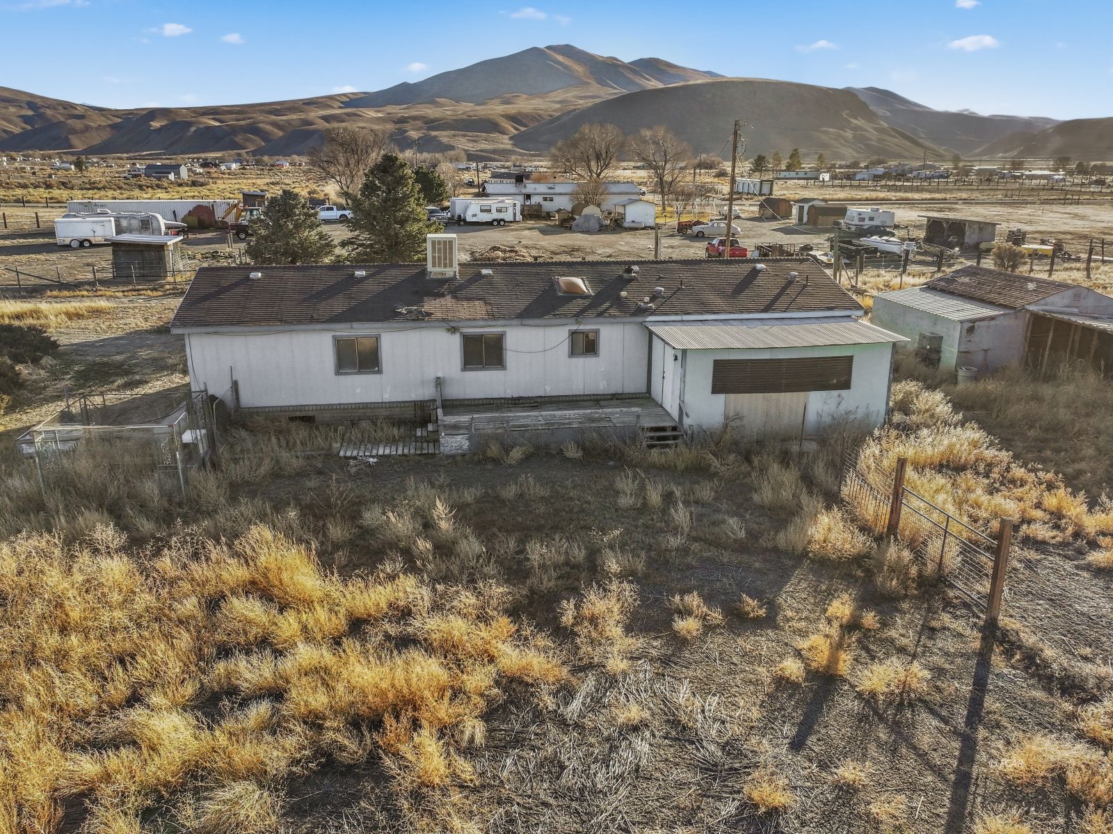 6163 Johnson Avenue Property Photo 3