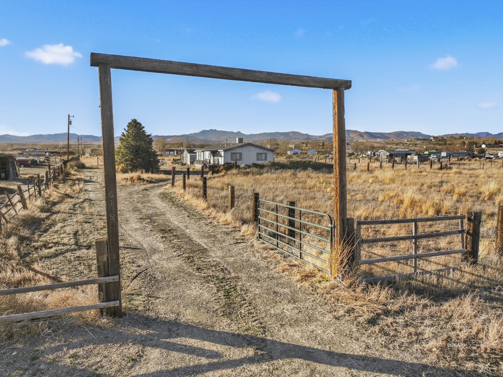 6163 Johnson Avenue Property Photo 6