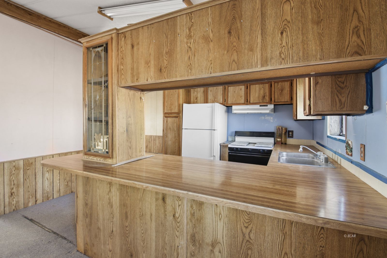 6163 Johnson Avenue Property Photo 12