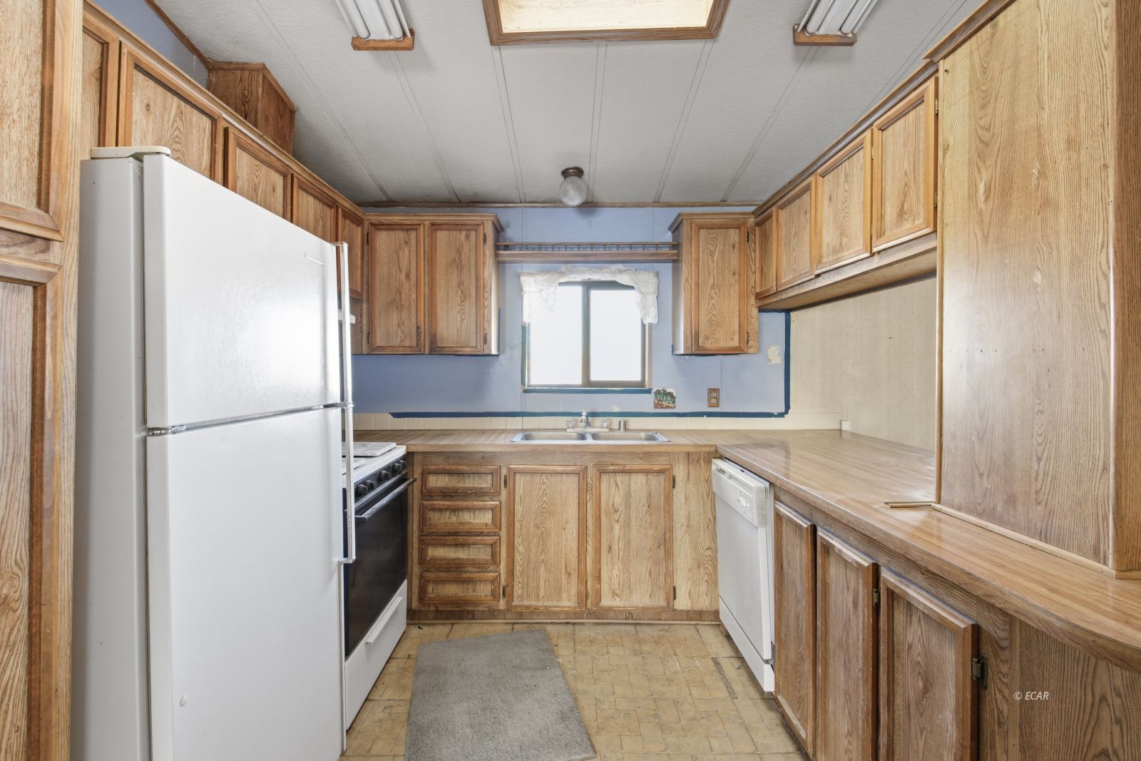 6163 Johnson Avenue Property Photo 13