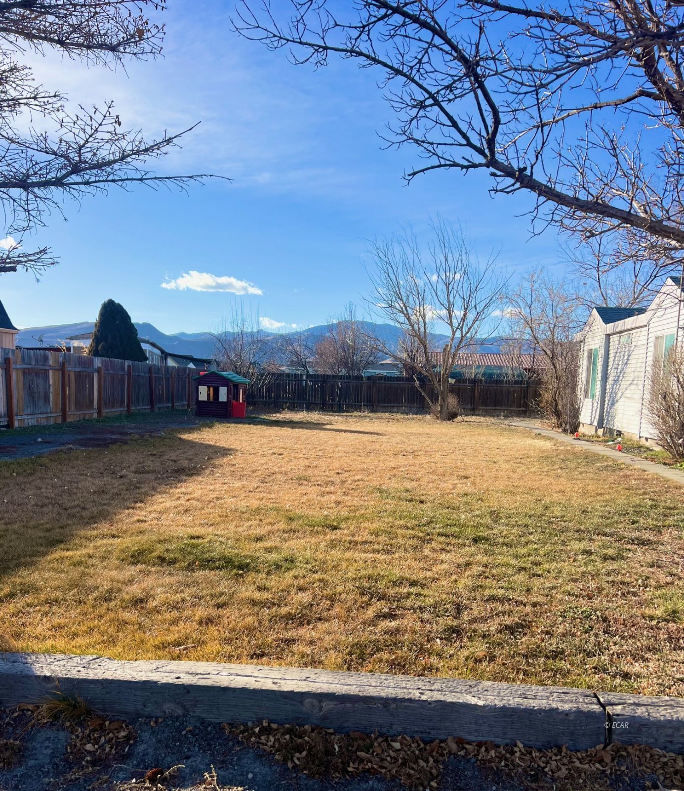 102 Manhattan Drive Property Photo 2