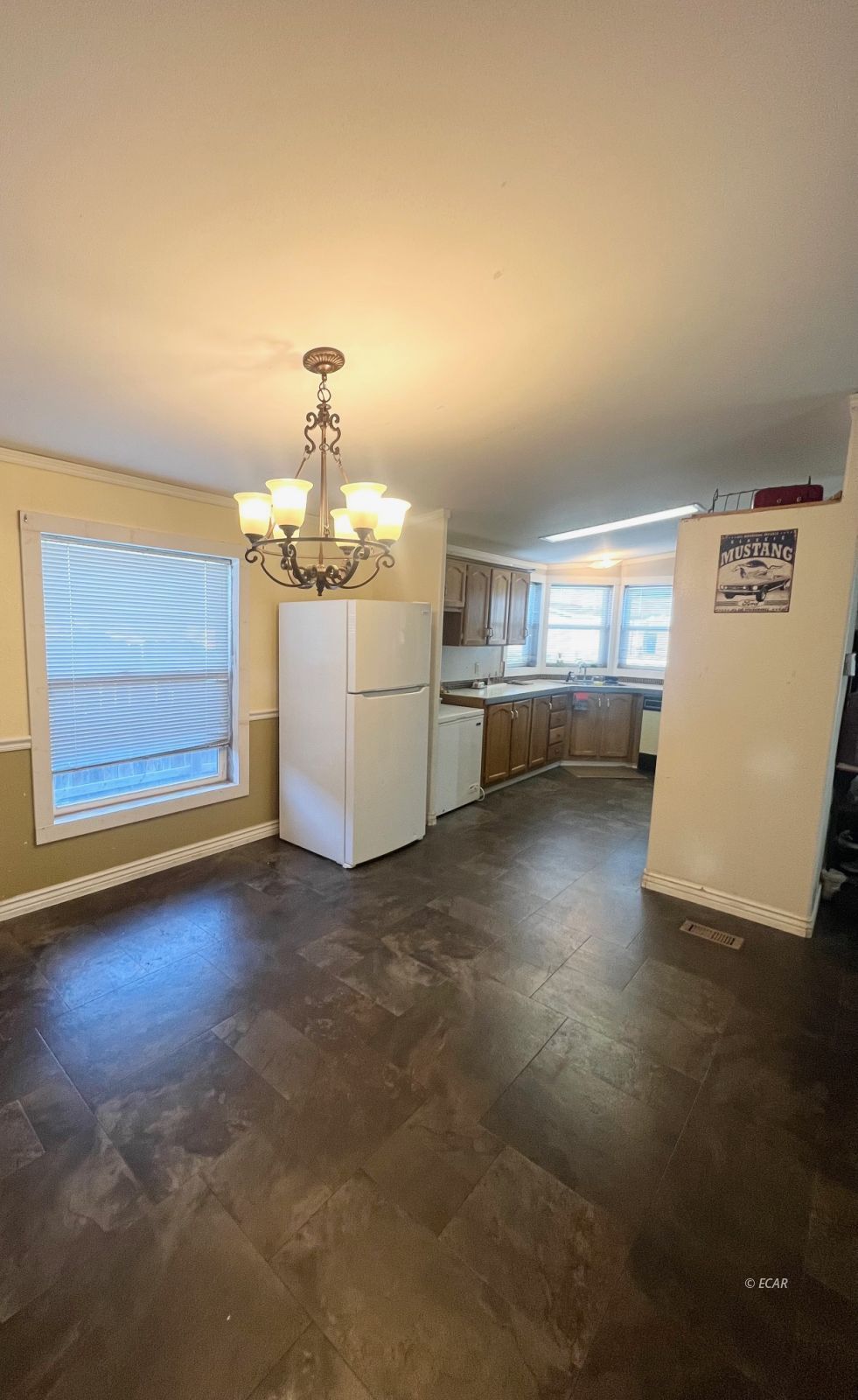 102 Manhattan Drive Property Photo 5