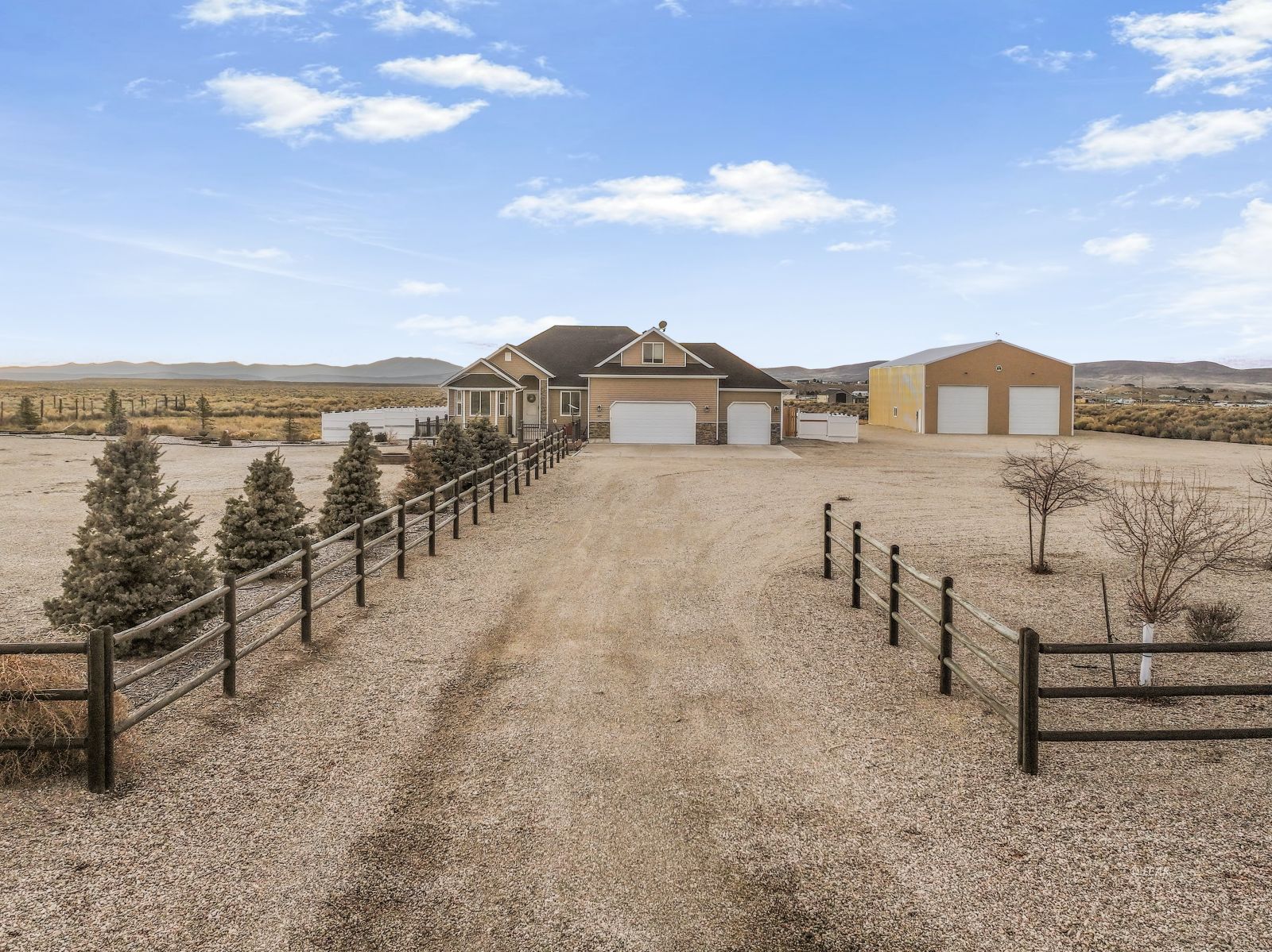 601 Diamondback Drive Property Photo 4