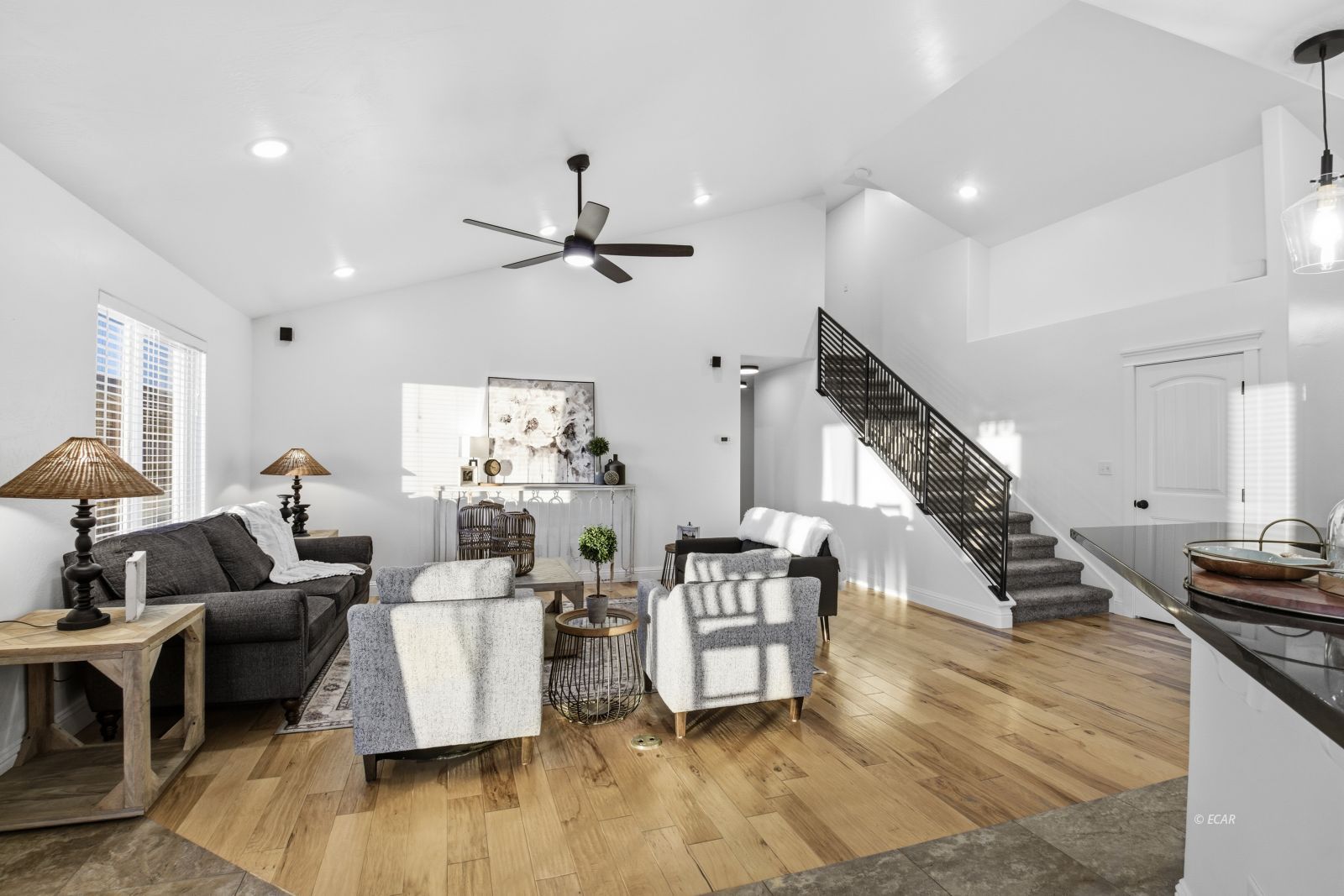 601 Diamondback Drive Property Photo 5