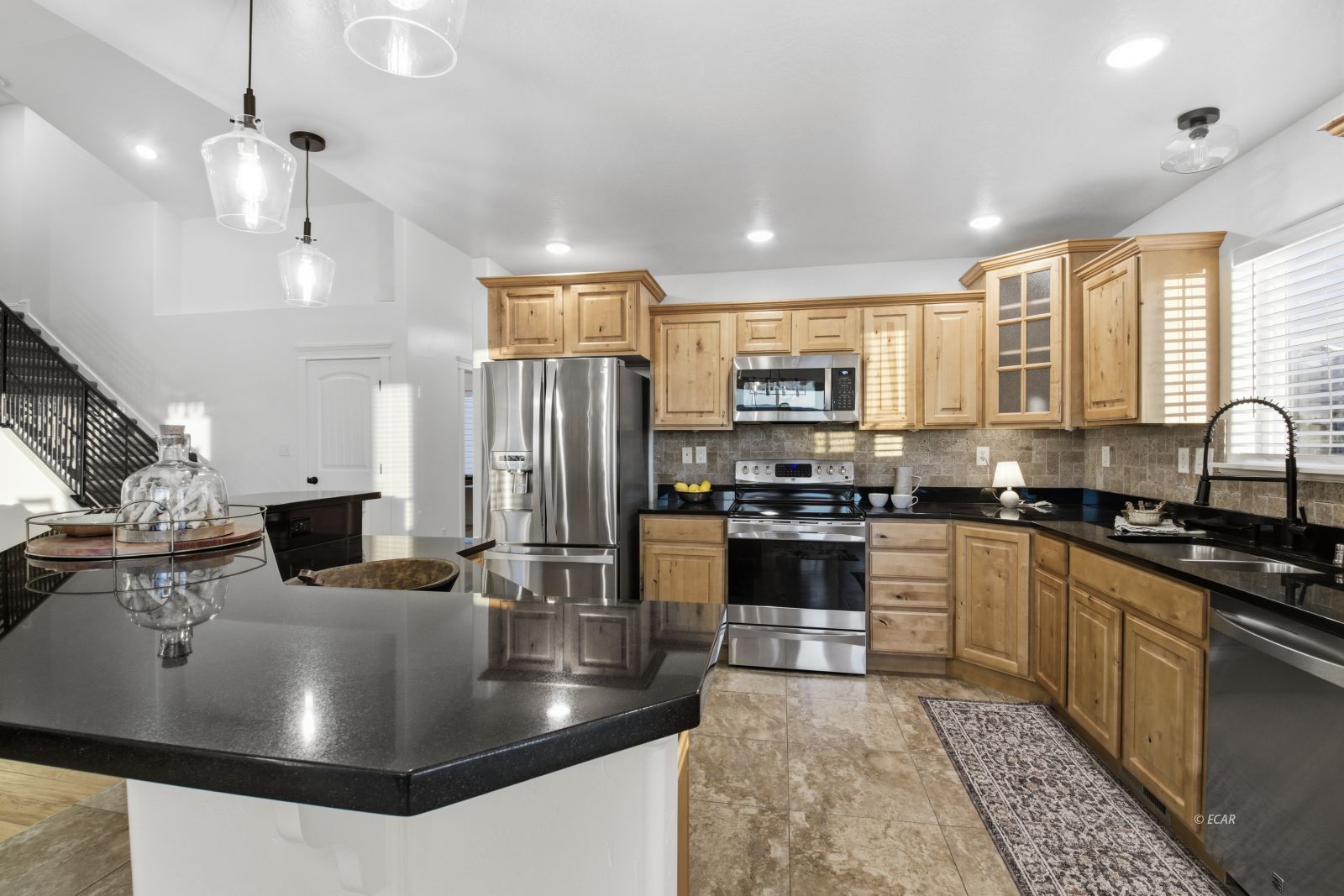 601 Diamondback Drive Property Photo 8