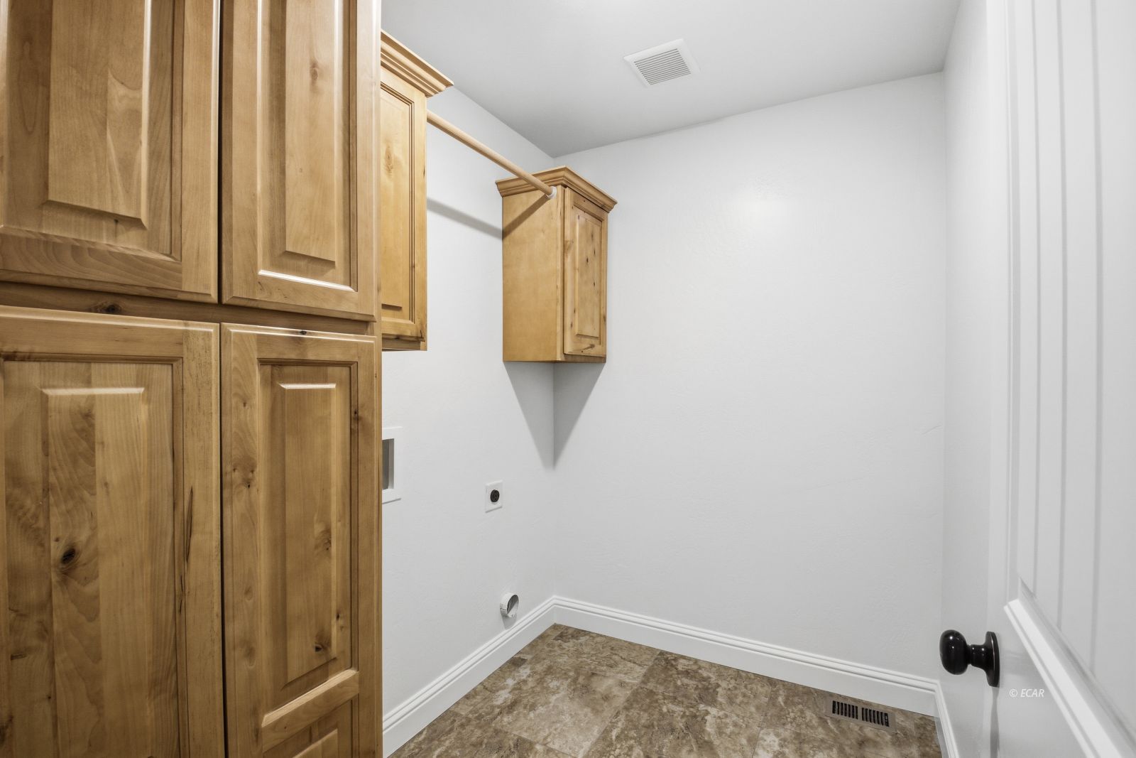 601 Diamondback Drive Property Photo 25