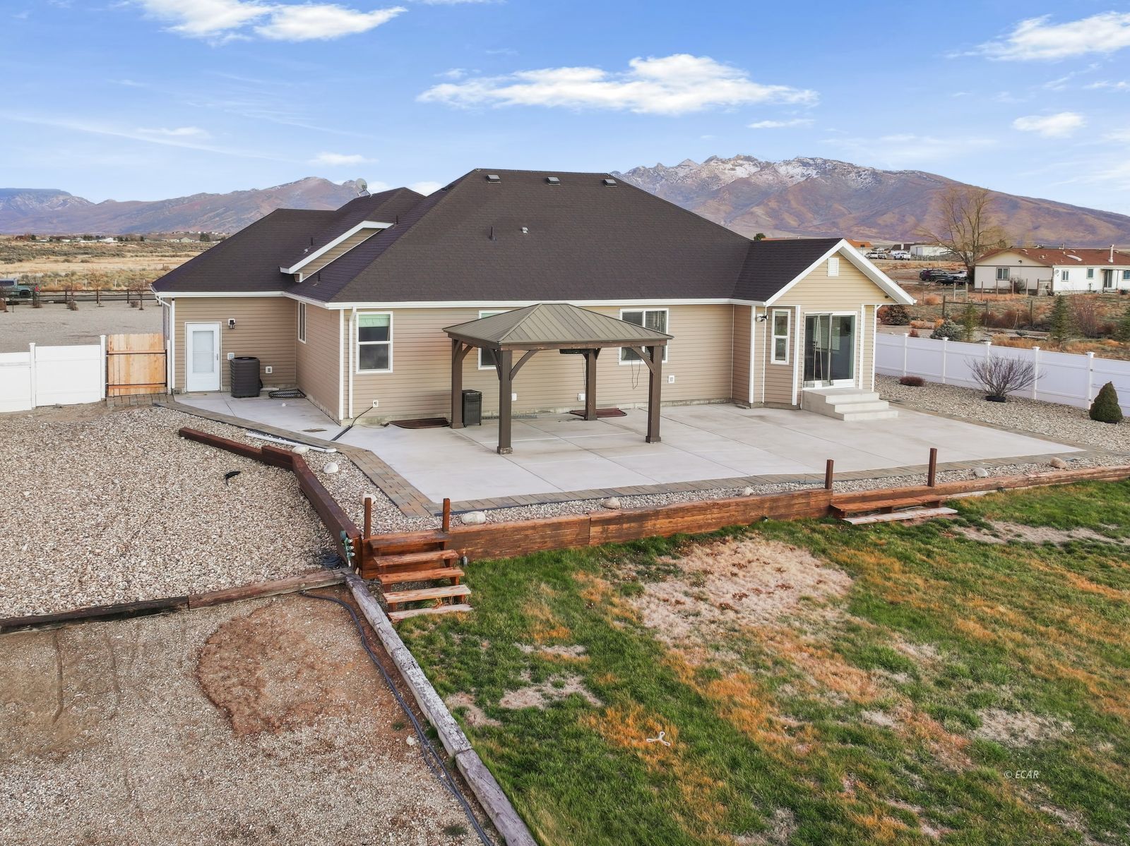 601 Diamondback Drive Property Photo 43