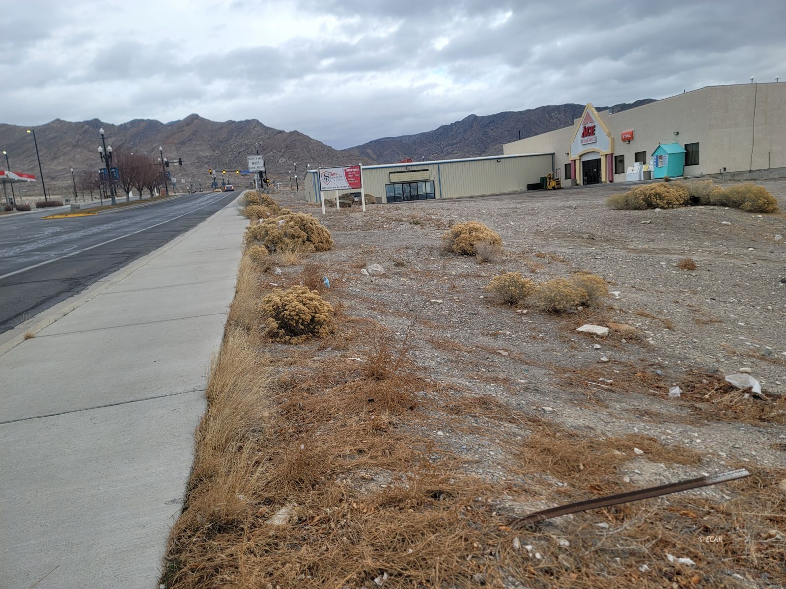 Pueblo Blvd Property Photo 14