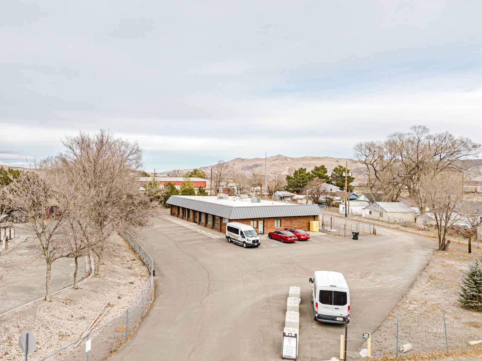 1750 Manzanita Lane Property Photo 3