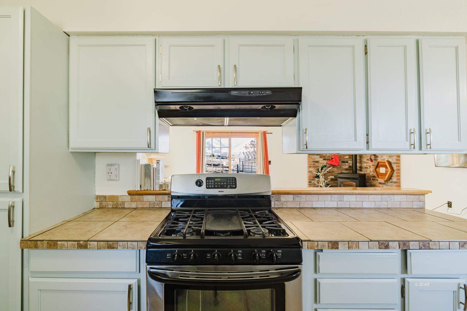 502 Ashcroft Drive Property Photo 17