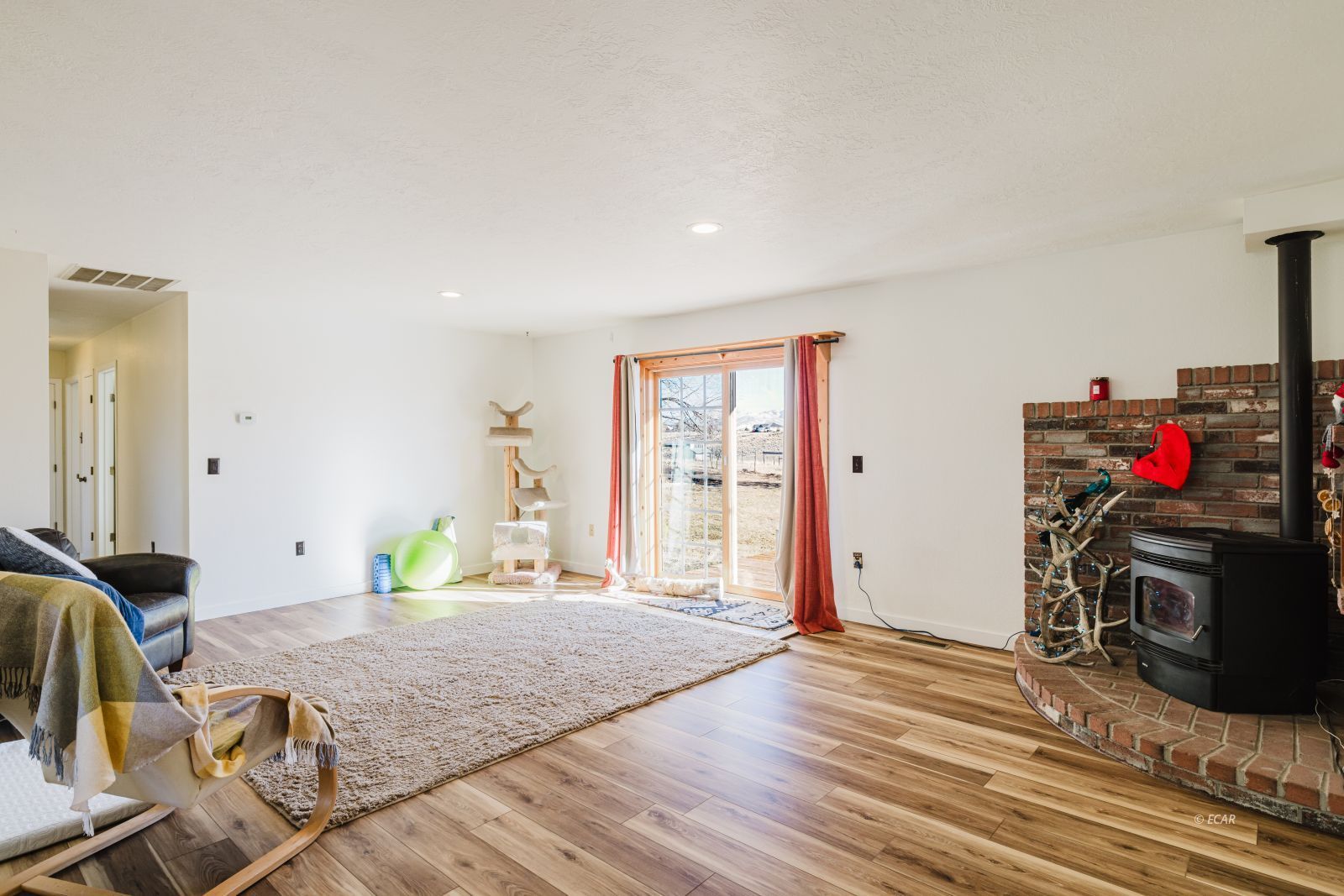 502 Ashcroft Drive Property Photo 25