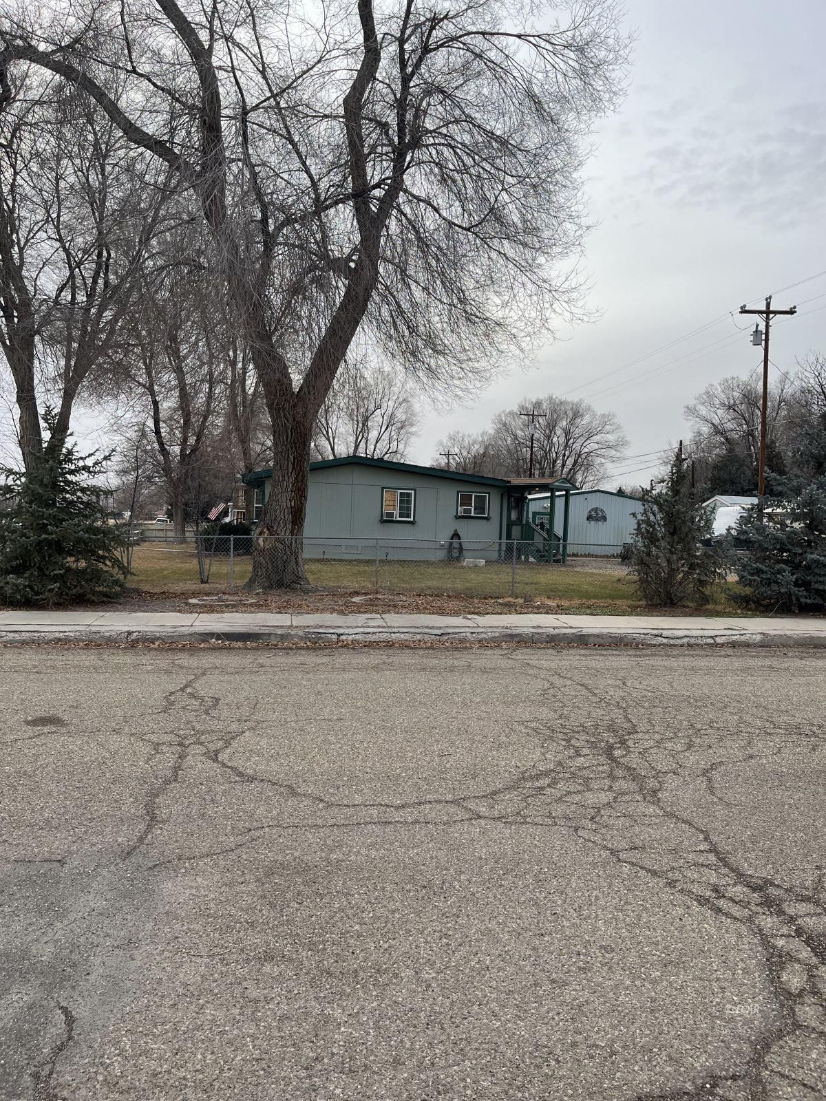 618 Hamilton Street Property Photo 6