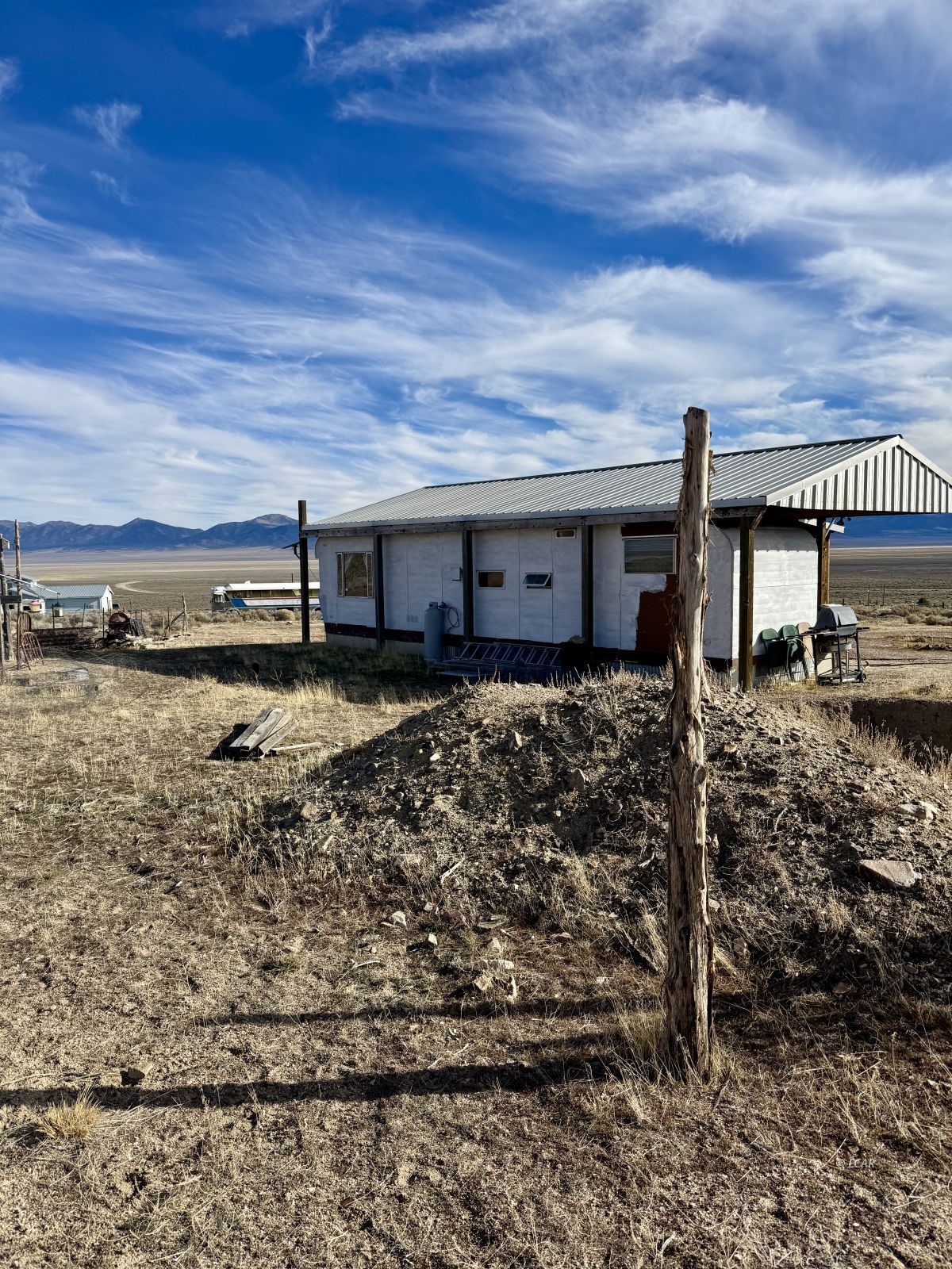 9 N Thompson Street Property Photo 13